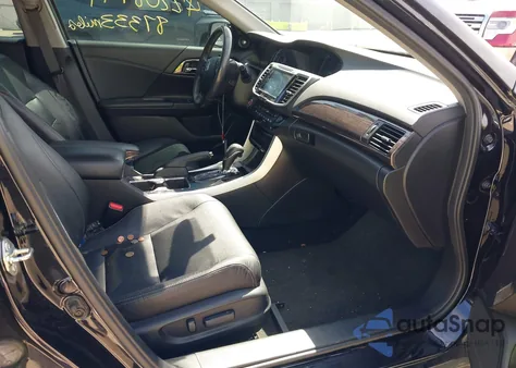 2017 Honda Accord Ex-L z USA, uszkodzony, nr VIN 1HGCR2F86HA126771